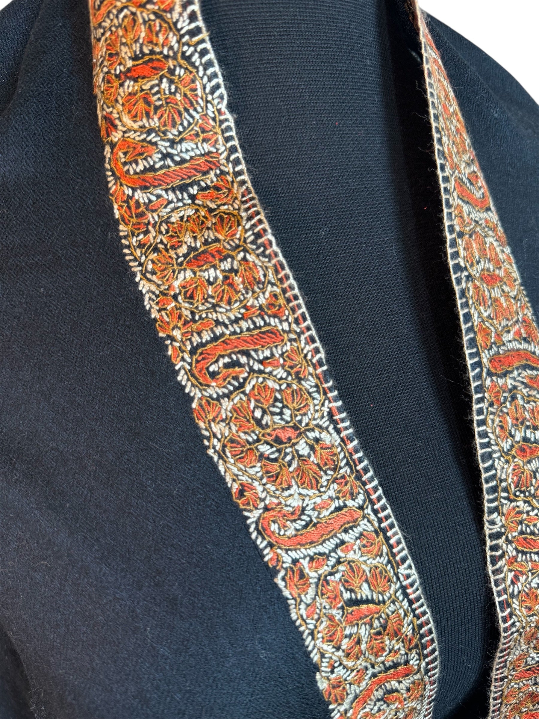 Kashmiri Feather-Light Woolen Shawl - Neemdor image 2