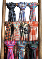 Kashmiri Feather-Light Woolen Scarf: checkered image 0