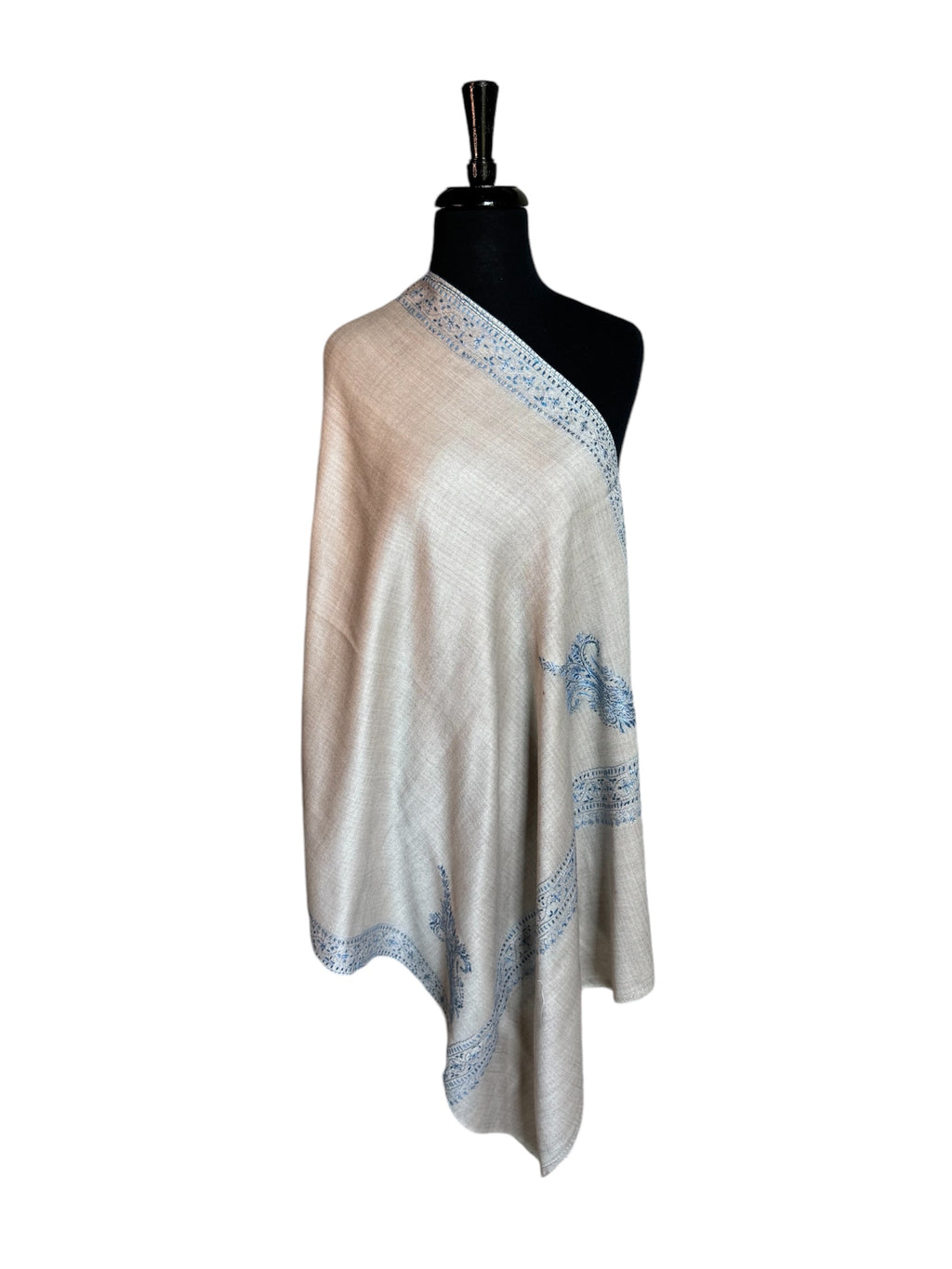Kashmiri Feather-Light Woolen Wrap - Sozni Neemdor Design