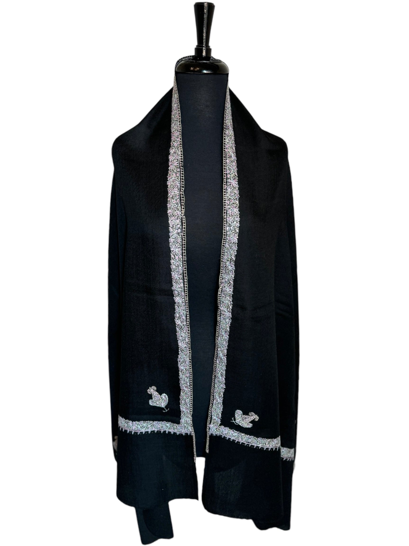 Kashmiri Woolen Stole - Sozni Haldar Design image 7