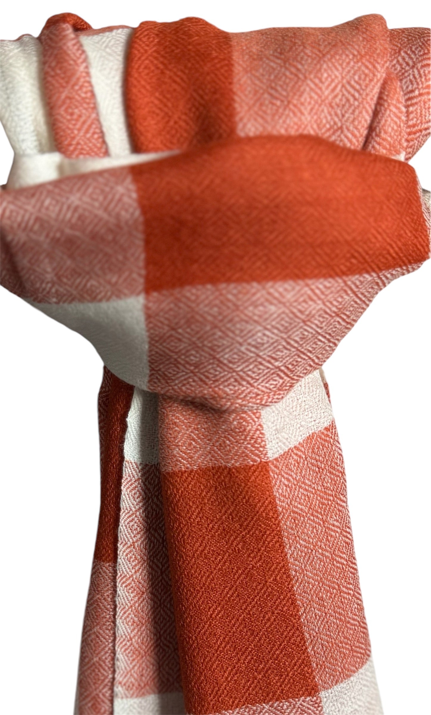 Kashmiri Feather-Light Woolen Scarf: checkered image 7